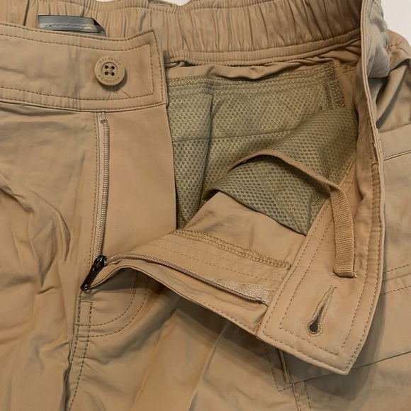 REI Co-op Women’s Sahara Convertible Pants Size 12 Petite - Picture 11 of 15